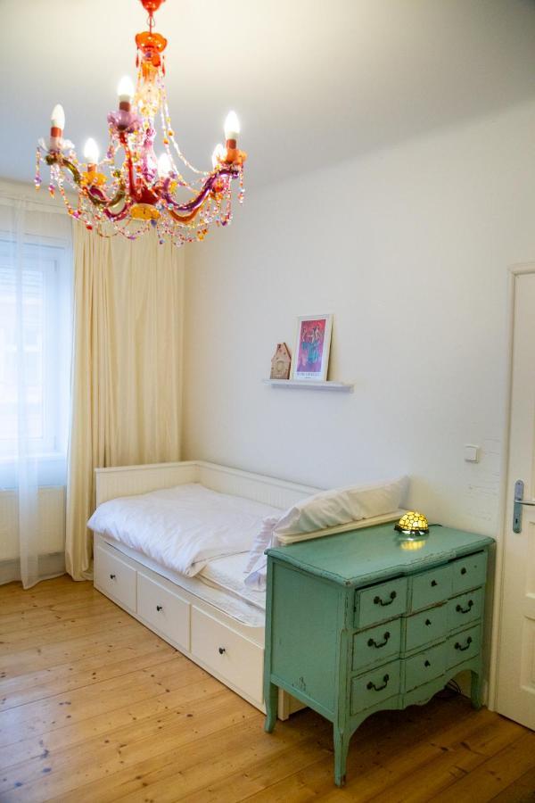 Velky 3-Izbovy Apartman Bratislava-Stare Mesto Exterior photo